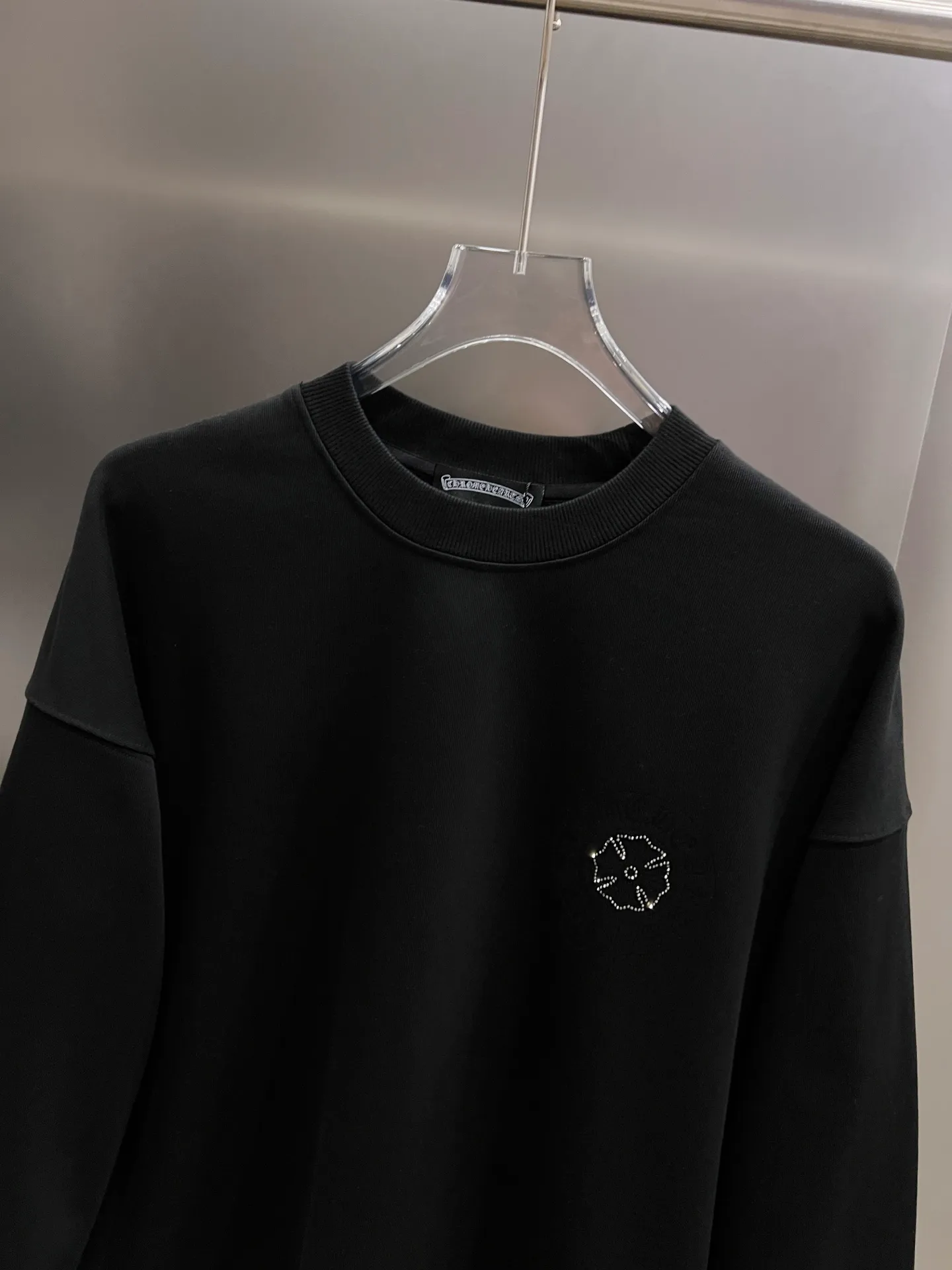 🅿️260 CH Crow 2025 autumn and winter new round neck long-sleeved sweatshirt Ten horseshoe Sanskrit characters Middle Eastern and Australian diamonds + flocking design technology The real thing is great🔥Same style for men and women Loose version Size S M L XL XXL Five sizes black white